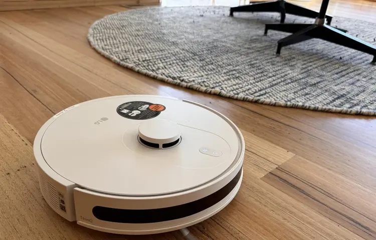 برای کارمندانی که بیشتر روز را خارج از خانه سپری میکنند، LG Robot Vacuum انتخابی دقیق به شمار میرود.